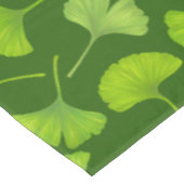 ダークグリーンの銀杏 テーブルクロス (アングル)