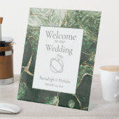 ダークグリーンエメラルド結婚ジェムストーン 台座サイン (インサイチュ)