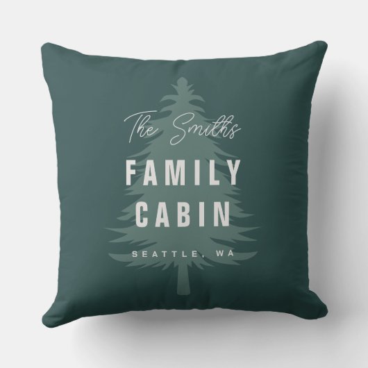 ダークグリーンパインツリーファミリーキャビン名前をカスタムする クッション (裏面)