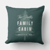 ダークグリーンパインツリーファミリーキャビン名前をカスタムする クッション (正面)