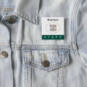 ダークグリーンピンバックスタッフバッジスクウェアのロゴボタン 缶バッジ (インサイチュ)