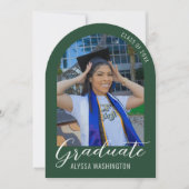 ダークグリーンモダンアーチフォト卒業パーティー 招待状 (正面)