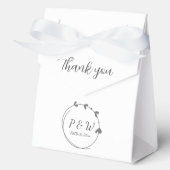 ダークグレイシンプルハートリースモノグラム結婚ズ フェイバーボックス (正面)