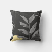 ダークグレーとイエローウォーター葉カラーオストリッチ クッション (正面)