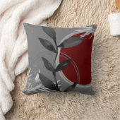 ダークグレーとブルゴーニュ禅の水の色葉の クッション (ブランケット)