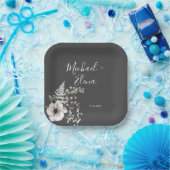 ダークグレーとホワイトのフローラ結婚ズ ペーパープレート (パーティー)