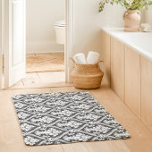 ダークグレーとホワイトバロック様式のダマスクパターン バスマット