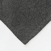 ダークグレーとレッドヴィンテージレザーの背景 フリースブランケット (角)