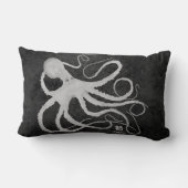 ダークグレーのタコ – 腰枕 ランバークッション (裏面)
