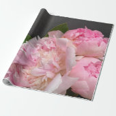 ダークグレーのピンクの牡丹 ラッピングペーパー (アンロールド)
