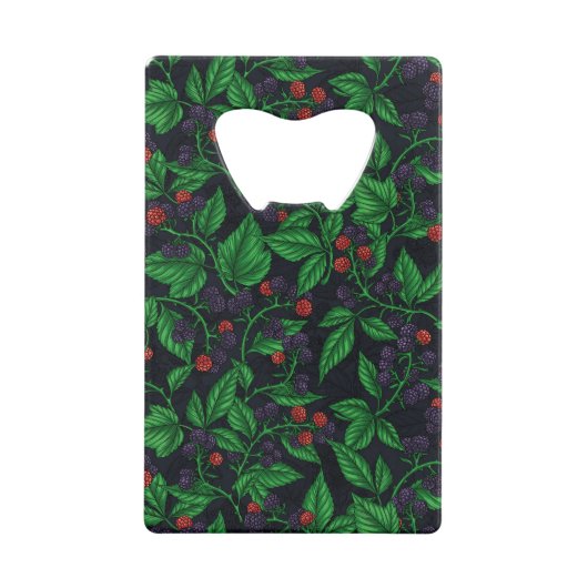 ダークグレーのブラックベリー クレジットカード栓抜き (正面)