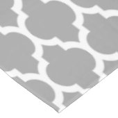 ダークグレーホワイトモロッコクローバーパターン#4 テーブルクロス (アングル)