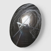 ダークケーブトンネル ラージ壁時計 (傾斜)