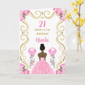 ダークスキンプリンセスピンクハッピーバースデー カード (黄色い花)