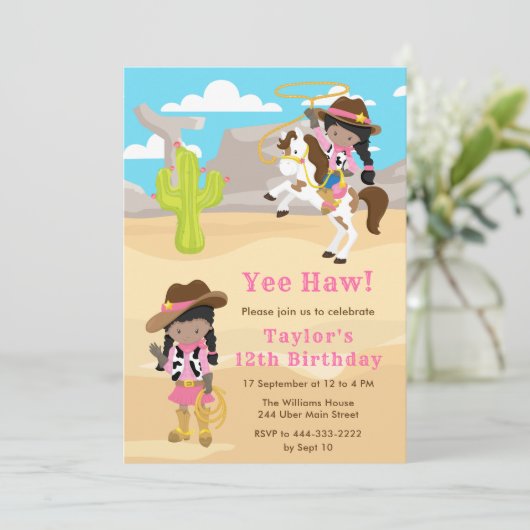 ダークスキン女性のカーボーイ誕生日パーティー 招待状 (スタンド正面)