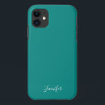 ダークターコイズカ無地のラーカスタムモノグラム iPhone 11 ケース<br><div class="desc">暗いターコイズ無地のに入ったシックなカラーフォンケース、私のお気に入りの色合いの深いティール（緑がかった色）。深いのモノグラカスタムムです。白いスクリプトで名前をカエレガントスタマイズします。</div>