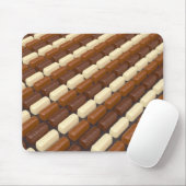 ダークチョコレートとミルクチョコレートのプリン マウスパッド (マウス)