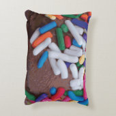 ダークチョコレートアイスクリームとレインボースプレー アクセントクッション (裏面(縦))