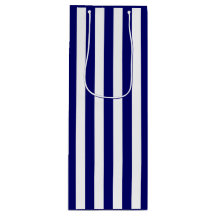 ダークネイビーブルーとホワイトストライプ