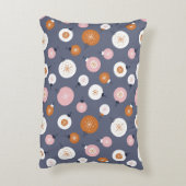 ダークバのクリスマスボールとシームレスなパターン アクセントクッション (裏面(縦))