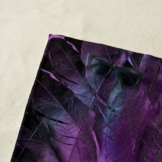 ダークバイオレットパープル抽象芸術フェザーテクスチャ ビーチタオル (インサイチュ)