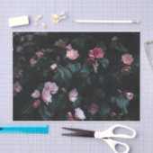 ダークバックグラウンドにロマンチックなピンクの花 薄葉紙 (クラフト)