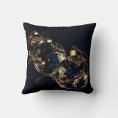 ダークバックグランドスクエアの金色のクリスマスボール クッション (裏面)