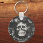 ダークパーソナライズされたスカルキーチェーン キーホルダー (正面)