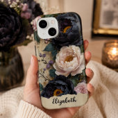 ダークパープルのボタンに囲まれた名入れの携帯ケース Case-Mate iPhoneケース