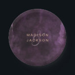 ダークパープルウォーターバラ金ゴールド結婚ズモノグラム ペーパープレート<br><div class="desc">ダークパープルの水の色とバラの金ゴールドフォイルレタリング秋や冬のウェディング紙のプレートに最適なトレンディー手文字のスクリプトフォント!～このデザインで私の店のコレクション結婚全体を見るために私の店をチェック！</div>