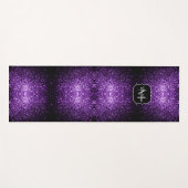 ダークパープル光沢フェイクのあるグリッタースパークルズモノグラム ヨガマット (正面(横))