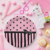 ダークピンクとブラックの水玉模様ストライプの紙プレート ペーパープレート (パーティー)