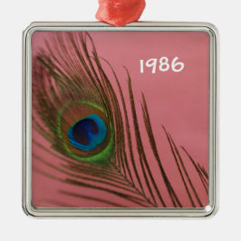 ダークピンクピーコックフェザースティルライフ メタルオーナメント