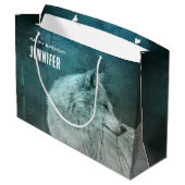 ダークフォレストの美しいグレーウルフ誕生日 ラージペーパーバッグ (裏面アングル)