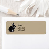 ダークブラウンとホワイトミニレックスウサギ ラベル (インサイチュ)