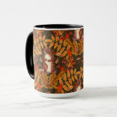 ダークブラウンの秋のリス マグカップ (正面左)