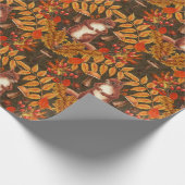 ダークブラウンの秋のリス ラッピングペーパー (角)