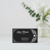 ダークブラック&ホワイトウィングススカルタトゥーアーティスト 名刺 (スタンド正面)