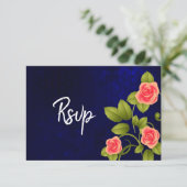ダークブルーとコーラルローズの花のウェディングコレクション 出欠カード (スタンド正面)