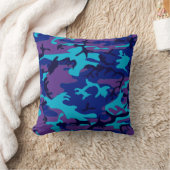 ダークブルーとパープルカモフラージスクエア クッション (ブランケット)