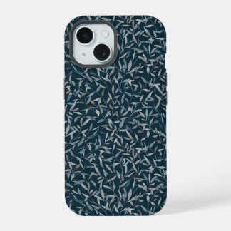 ダークブルーに浮かぶ水彩画風の灰青色の葉 iPhone 15ケース