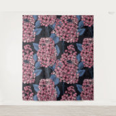 ダークブルーのピンク薄紫 タペストリー (正面)