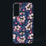 ダークブルーのリンゴの花 SAMSUNG GALAXY S22 ケース<br><div class="desc">紺色の背景にリンゴの花とミツバチを手描きしたもの</div>