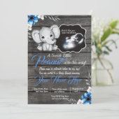 ダークブルーの素朴な象の少年の招待シャワー 招待状 (スタンド正面)