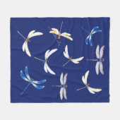 ダークブルーの飛行中のゴージャスなトンボ フリースブランケット (正面(横))