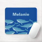 ダークブルーを泳ぐクジラのパーソナライズされた莢 マウスパッド (マウス)