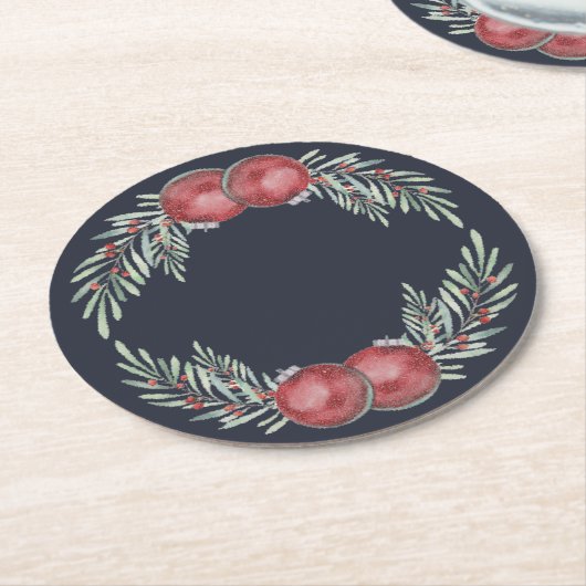 ダークブルーエレガントクリスマスオーナメントレッドベリー ラウンドペーパーコースター (アングル)