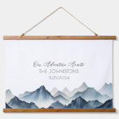 ダークブルーマウンテンウォーター結婚カラーズゲストブック 吊り下げ型タペストリー (正面)