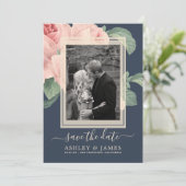 ダークブルーヴィンテージピンクローズウェディング日付を保存 招待状 (スタンド正面)