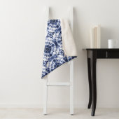 ダークブルー絞り染めパターン シェルパブランケット (インサイチュ)